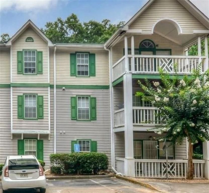 Shepherds Path, Decatur, GA 30034, Foreclosure 90,000 2BD / 2BH