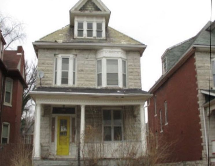 Enright Ave, Saint Louis, MO 63112, Foreclosure Call 5BD / 2BH