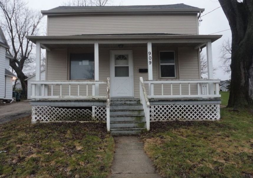 Madison St, Beaver Dam, WI 53916, Foreclosure 46,000 2BD / 1BH