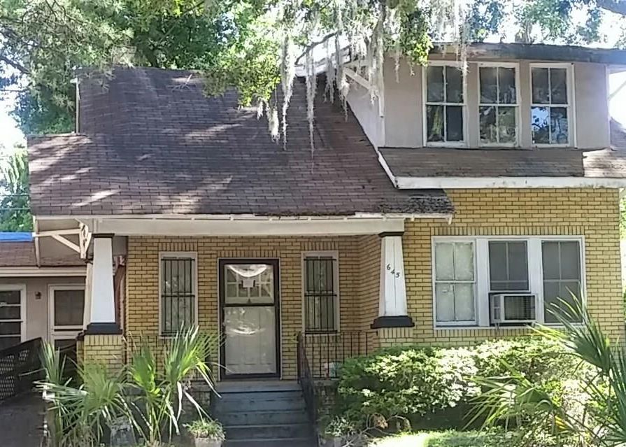 E 37th St, Savannah, GA 31401, Foreclosure 64,900 3BD / 1.5BH