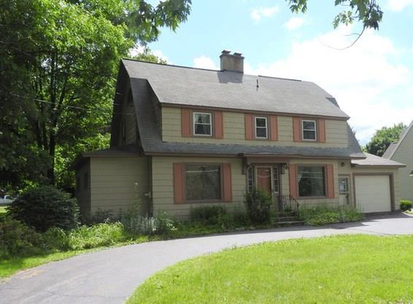 Owasco Rd, Auburn, NY 13021, Foreclosure 119,900 4BD / 2BH Foreclosure Listing 28703595