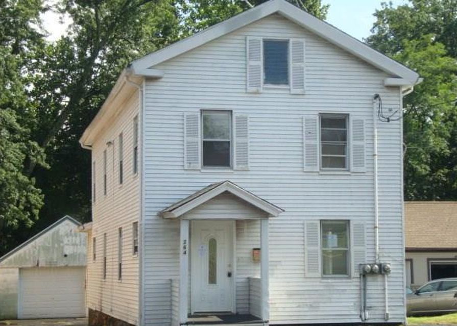 Riverside Ave, Bristol, CT 06010, Foreclosure 56,700 3BD / 2BH