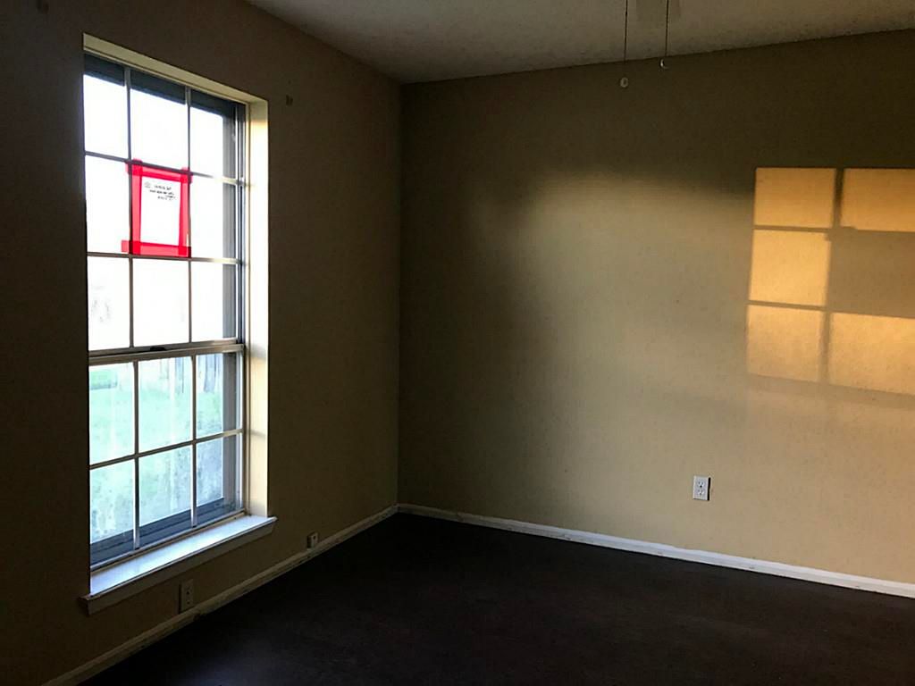 Heritage Bend Dr, ster, TX 77598, Foreclosure 153,750 3BD / 2BH