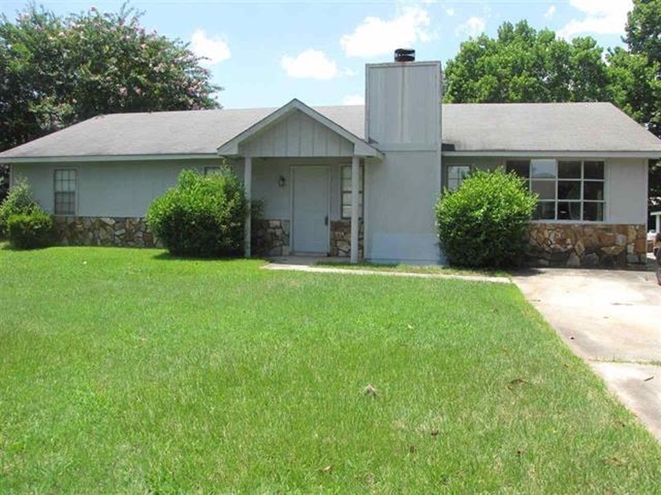 Foxwood Cir, Bonaire, GA 31005, Foreclosure 92,820 3BD / 2BH