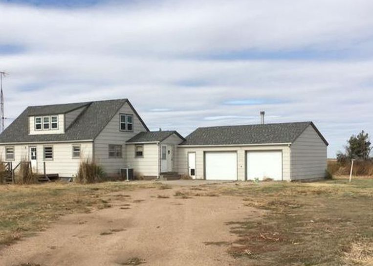 V Rd, Meade, KS 67864, Foreclosure 46,000 3BD / 2BH Foreclosure