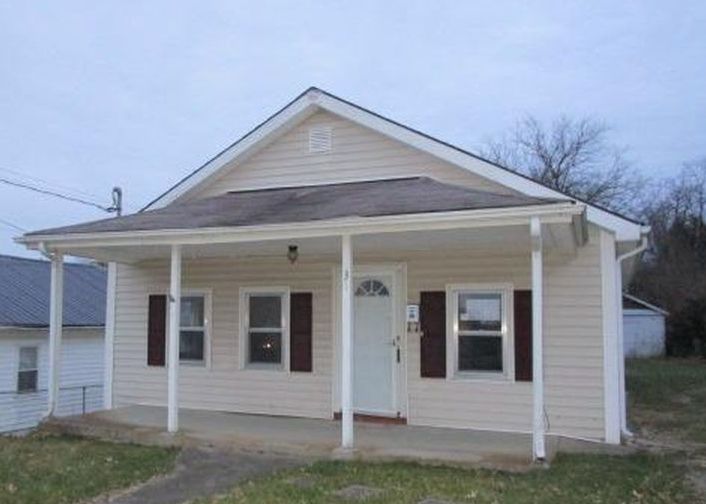 Ashland Ave, Winchester, KY 40391, Foreclosure 29,000 2BD / 1BH