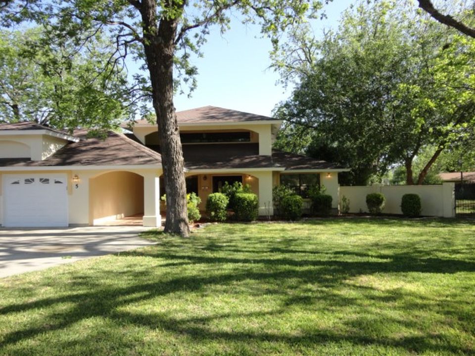 Mayfield Dr, Del Rio, TX 78840, Foreclosure 285,000 4BD / 2BH Foreclosure Listing 28785723
