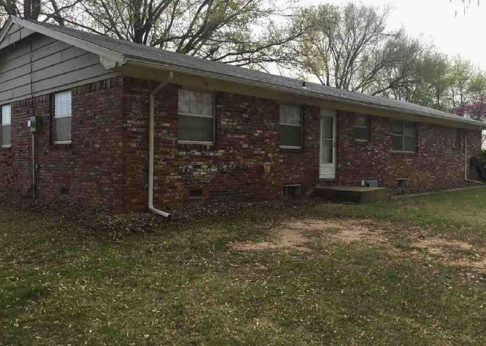 S 151st St W, Clearwater, KS 67026, Foreclosure 125,000 2BD / 1