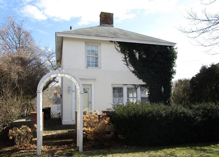 Old Harbor Rd, Chatham, MA 02633, Foreclosure 419,900 3BD / 2BH