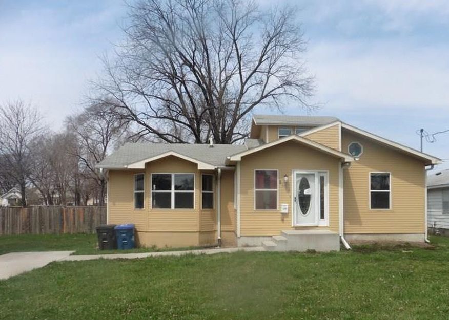 Lyon St, Des Moines, IA 50317, Foreclosure 93,000 3BD / 1BH