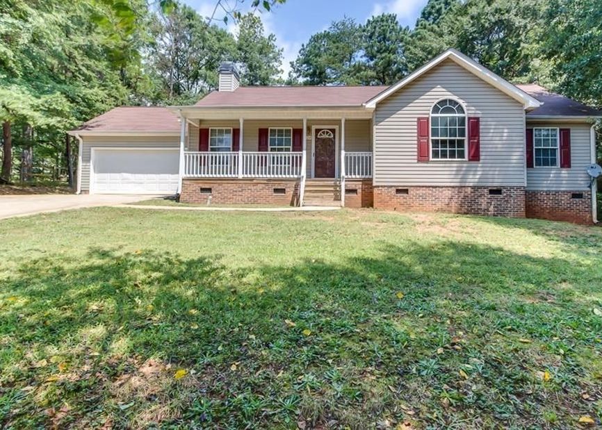 Edgewater Dr, Anderson, SC 29626, Foreclosure 139,000 3BD / 2BH