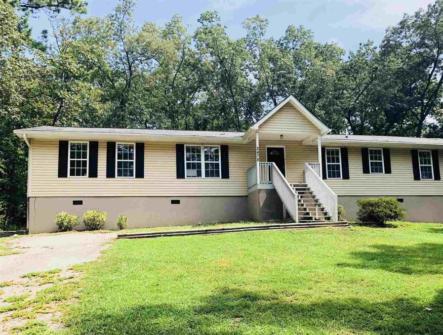 Pierce Ln, Elgin, SC 29045, Foreclosure 75,000 4BD / 2BH