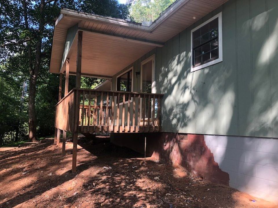 Beacon Hill Ln, Hayesville, NC 28904, Foreclosure 48,900 3BD / 1BH