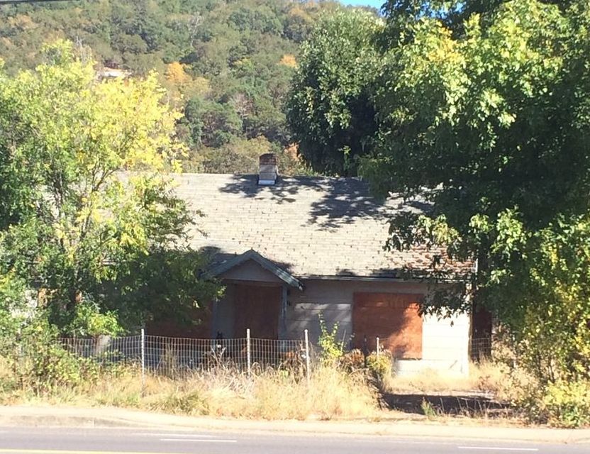 Ne Stephens St, Roseburg, OR 97470, Foreclosure 49,000 2BD / 1BH