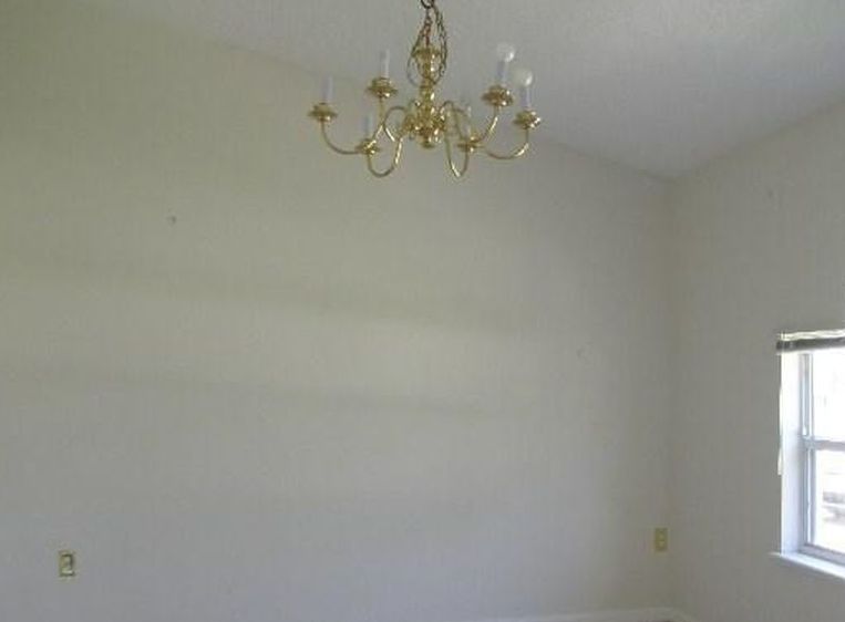 Ryberry Dr, Palm Coast, FL 32164, Foreclosure 156,000 4BD / 2BH