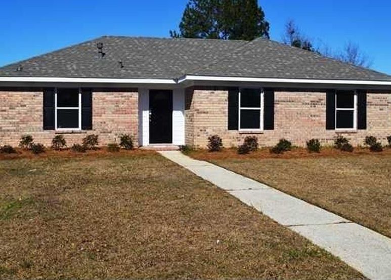 Smokerise Dr, Mobile, AL 36695, Foreclosure 124,145 3BD / 2BH