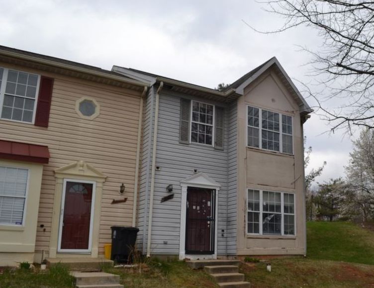 Cedarwood Ct, Hyattsville, MD 20785, Foreclosure 167,900 3BD / 3BH