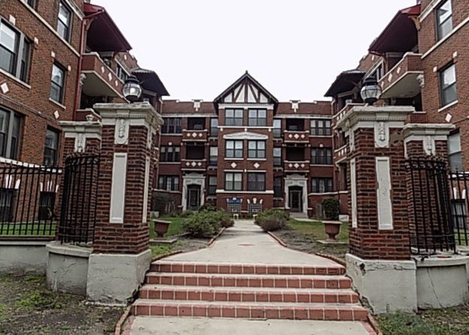S King Dr Unit 1c, Chicago, IL 60637, Foreclosure 34,300 2BD / 1BH