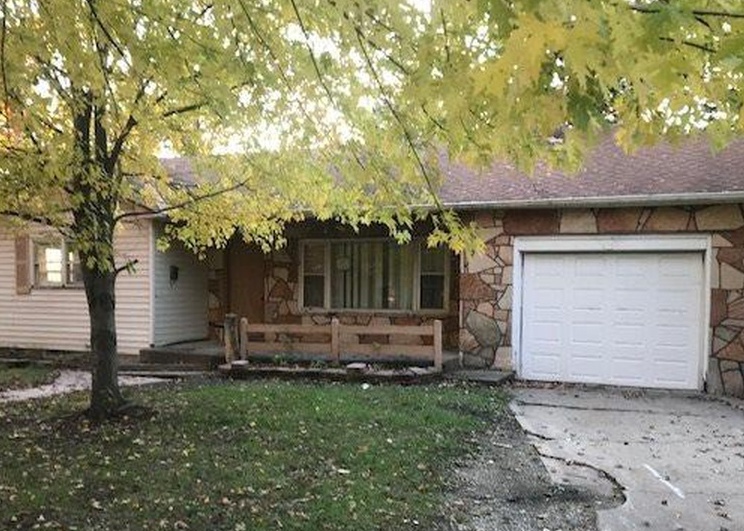 N Cedar St, Ottawa, KS 66067, Foreclosure 124,900 3BD / 2BH