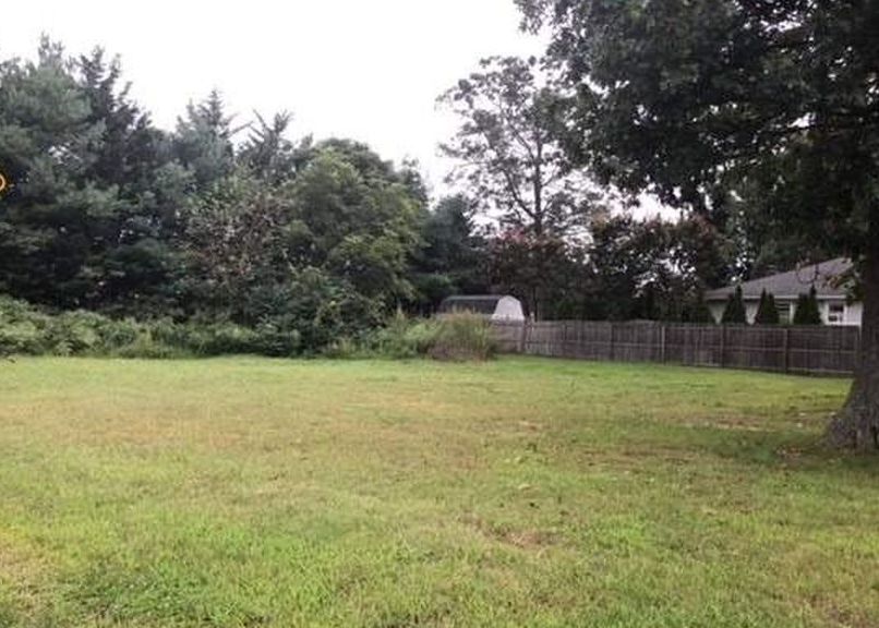 Woodland Blvd, Centereach, NY 11720, Foreclosure 101,884 3BD / 3BH