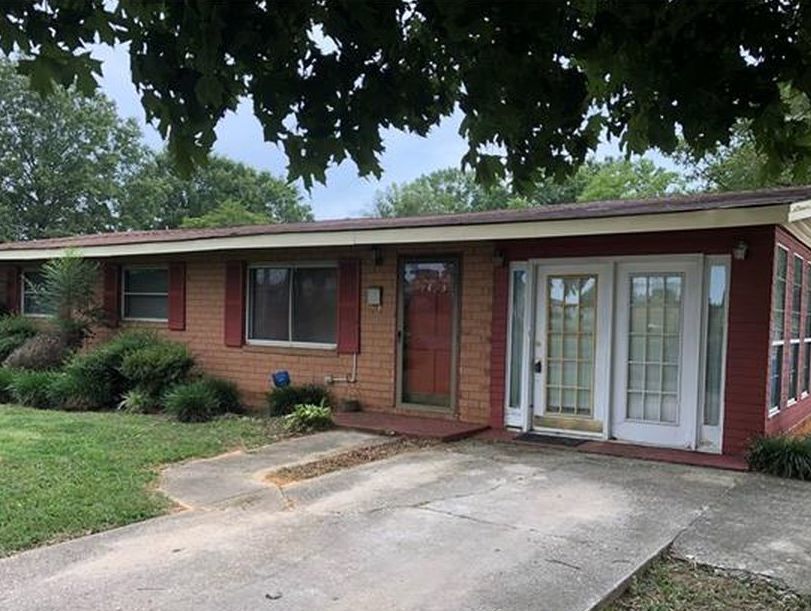 Freeman Ave, Albemarle, NC 28001, Foreclosure 75,000 3BD / 1BH