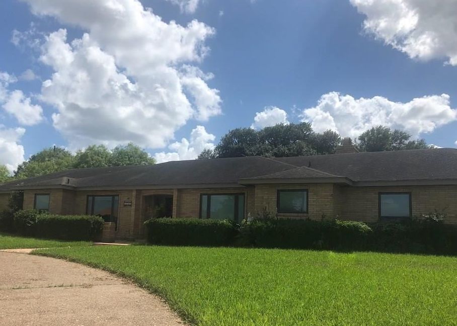 Morningside Dr, Alice, TX 78332, Foreclosure 265,000 5BD / 4BH
