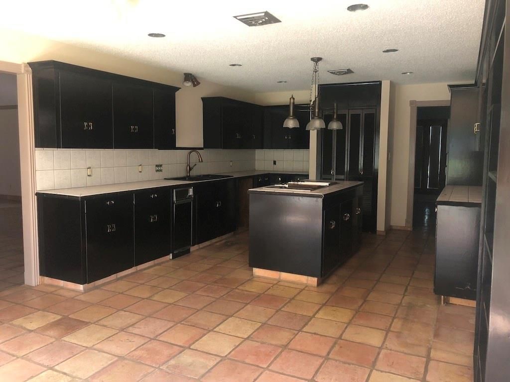 Morningside Dr, Alice, TX 78332, Foreclosure 265,000 5BD / 4BH