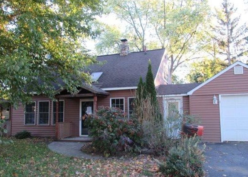 Outer Dr, Schenectady, NY 12303, Foreclosure 99,200 2BD / 1BH
