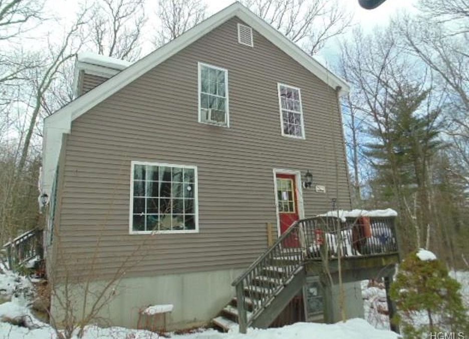 Laurel Hollow Est, Kerhonkson, NY 12446, Foreclosure 139,900 4BD