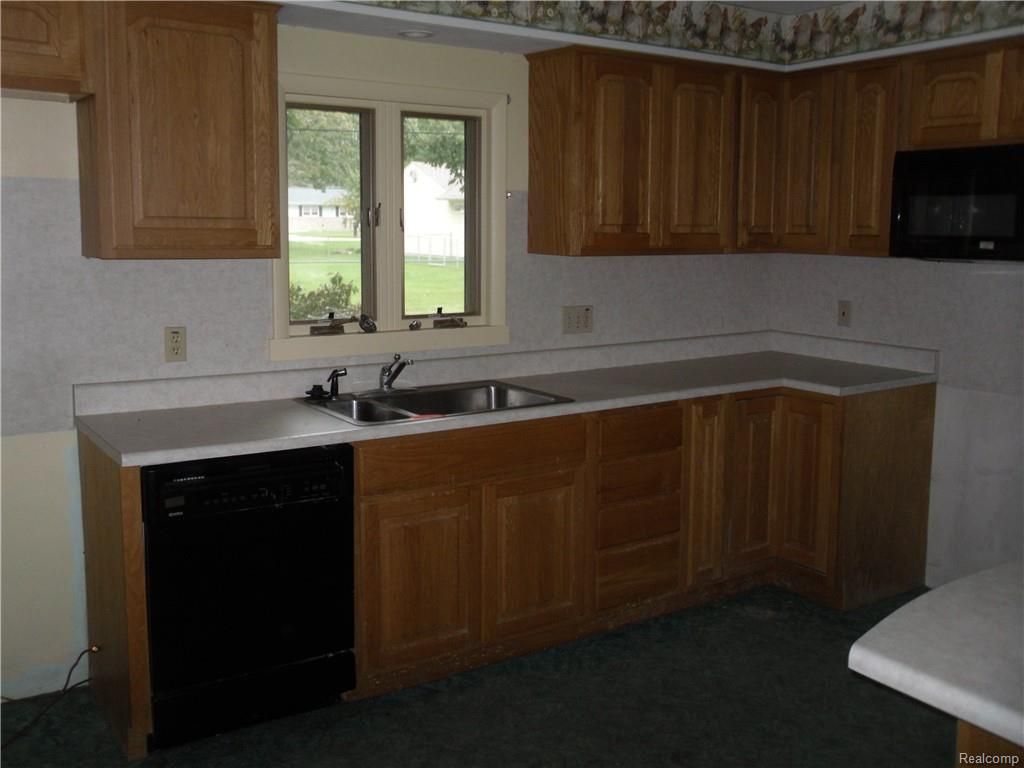 Darwin Ct, Port Huron, MI 48060, Foreclosure 110,000 2BD / 1BH