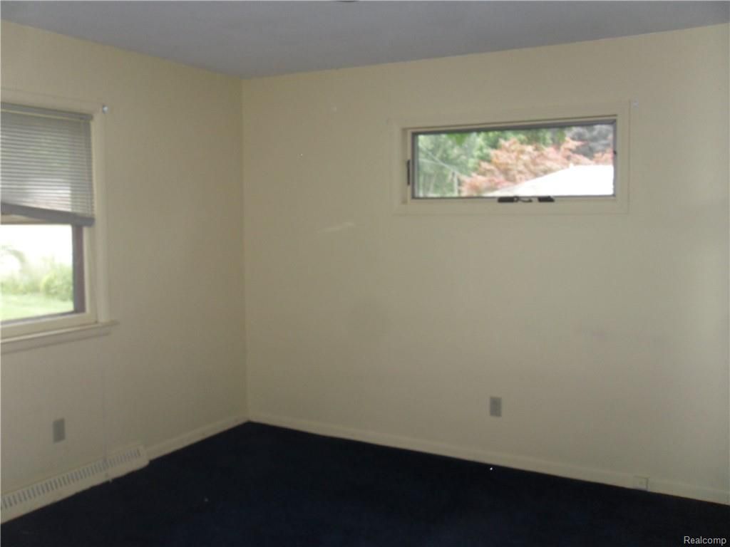 Darwin Ct, Port Huron, MI 48060, Foreclosure 110,000 2BD / 1BH