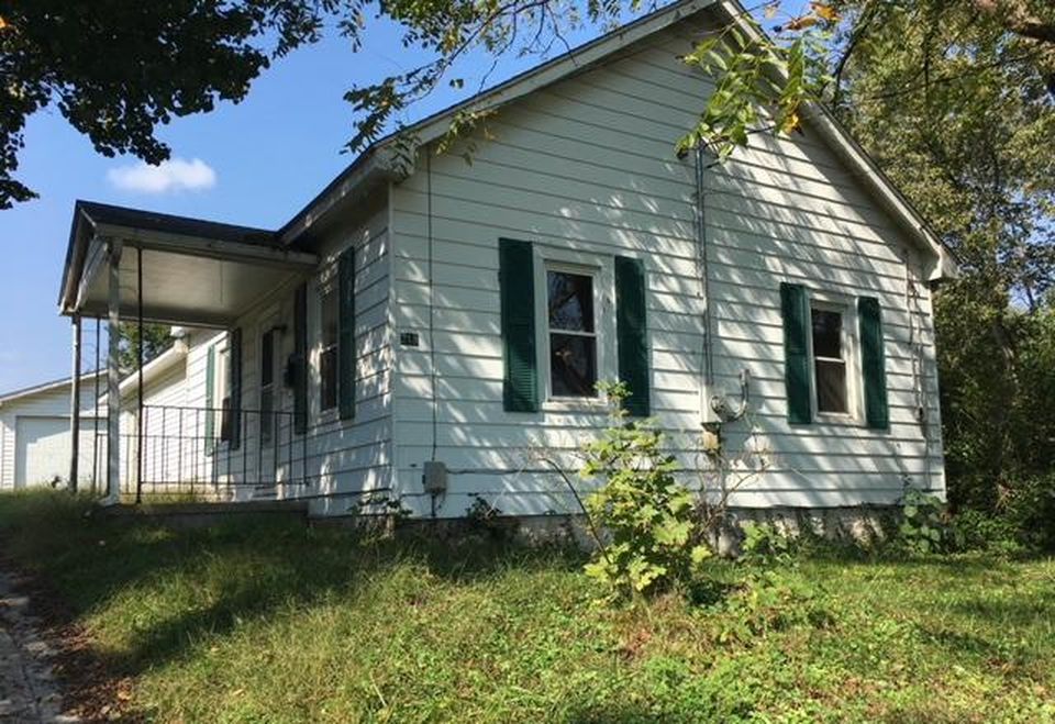Richmond Ave, Mount Sterling, KY 40353, Foreclosure 46,900 2BD / 2BH Foreclosure Listing