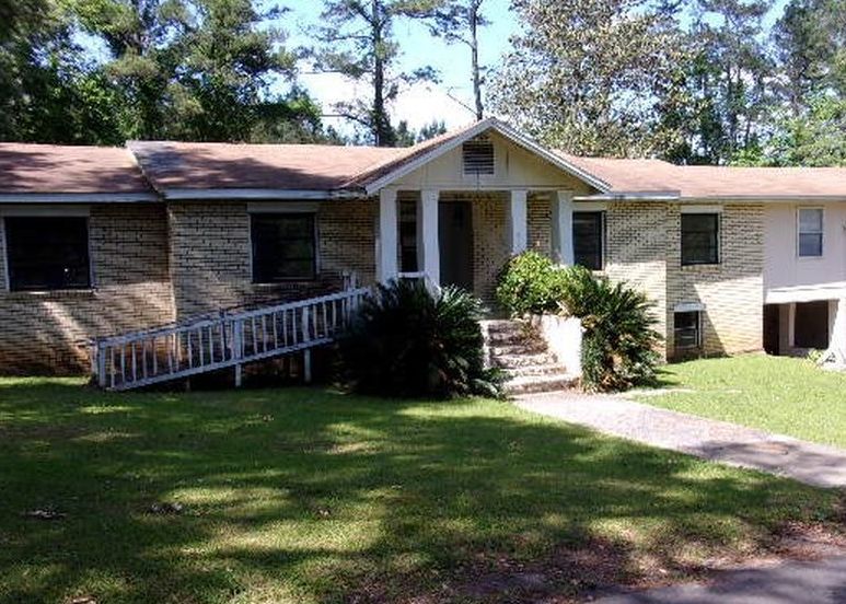Miracle Ct, Tallahassee, FL 32311, Foreclosure 69,900 4BD / 4BH