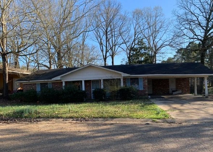 Southhaven Cir, Jackson, MS 39204, Foreclosure Call 3BD / 2BH