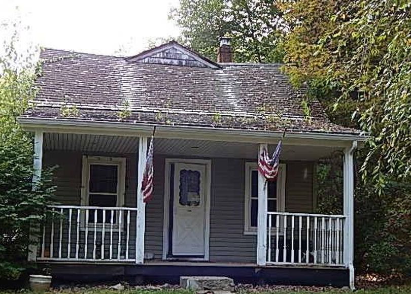 Richmond Rd, Coventry, CT 06238, Foreclosure 123,000 3BD / 2BH