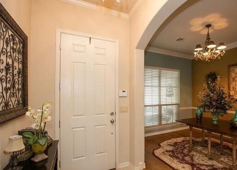 N Maple Ave, Broken Arrow, OK 74012, Foreclosure 292,018 3BD / 3BH