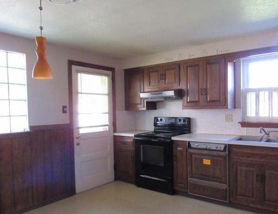 Conewago Ave, York, PA 17404, Foreclosure 116,000 3BD / 1BH