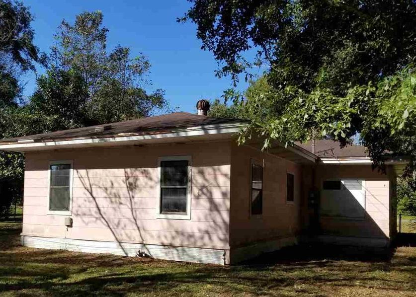 W Magnolia Ave, Foley, AL 36535, Foreclosure 41,501 2BD / 3BH