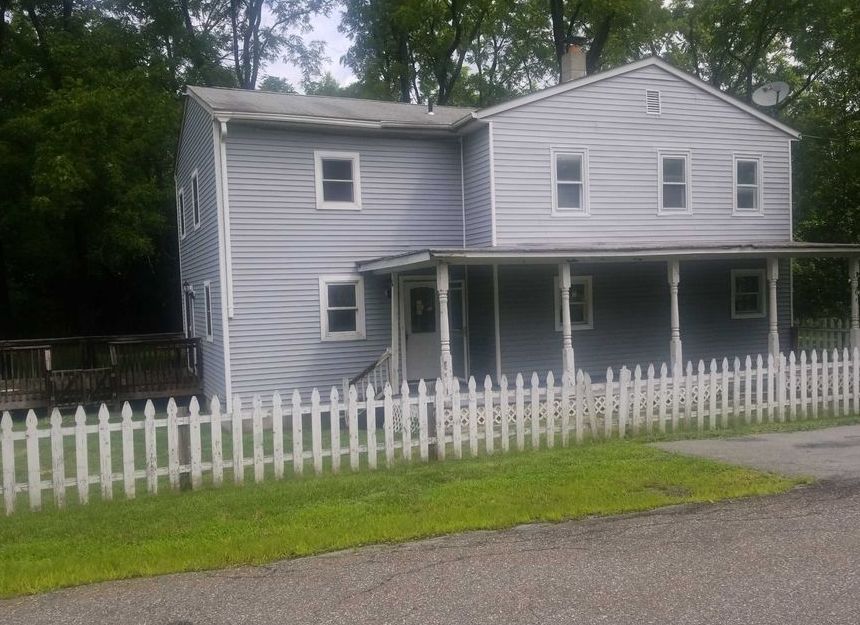 W Main St, Goshen, NY 10924, Foreclosure 214,900 4BD / 3BH