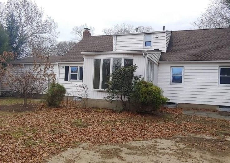 Burbank Dr, Stratford, CT 06614, Foreclosure 239,900 4BD / 3BH Foreclosure Listing 28901053