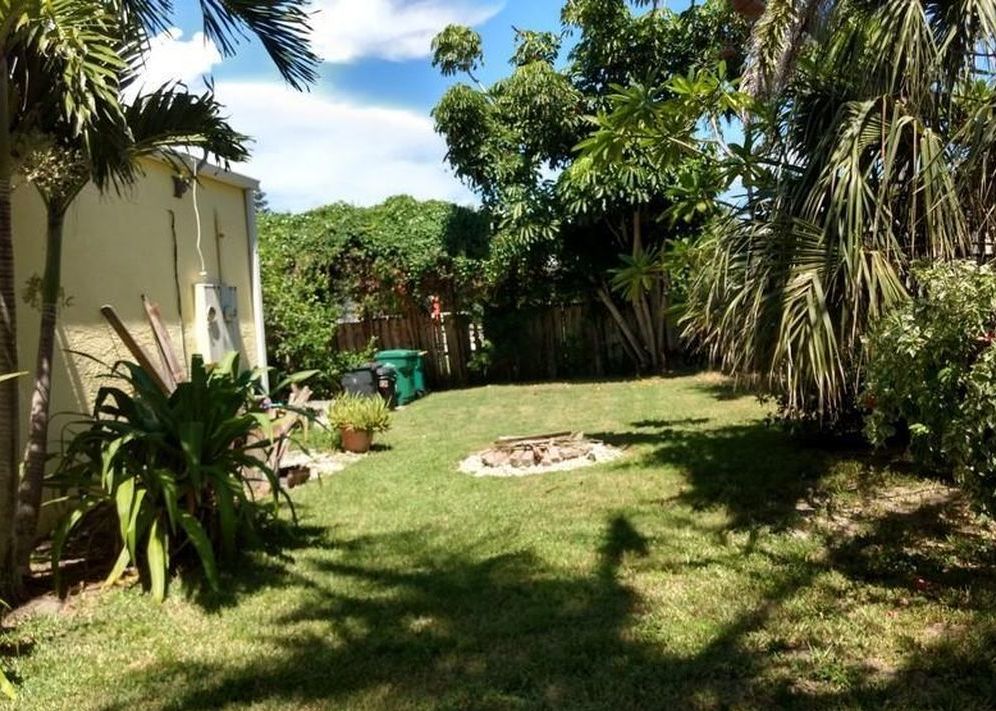 S Orlando Ave, Cocoa Beach, FL 32931, Foreclosure 339,000 3BD