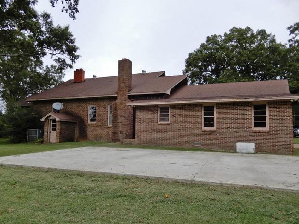 Dime Rd, Haleyville, AL 35565, Foreclosure 59,900 2BD / 2BH