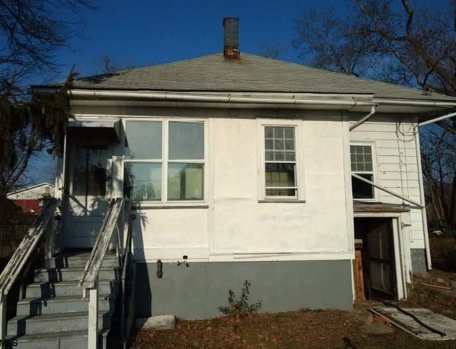 Cincinnati Ave, Egg Harbor City, NJ 08215, Foreclosure Call 2BD