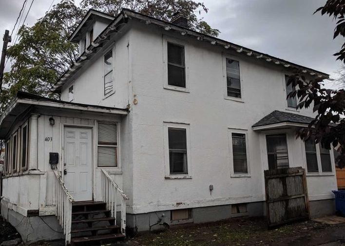 Maple St, Poughkeepsie, NY 12601, Foreclosure 98,000 4BD / 2BH