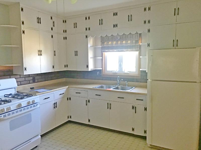 20th Ave, Ottawa, IL 61350, Foreclosure 382,000 4BD / 2BH