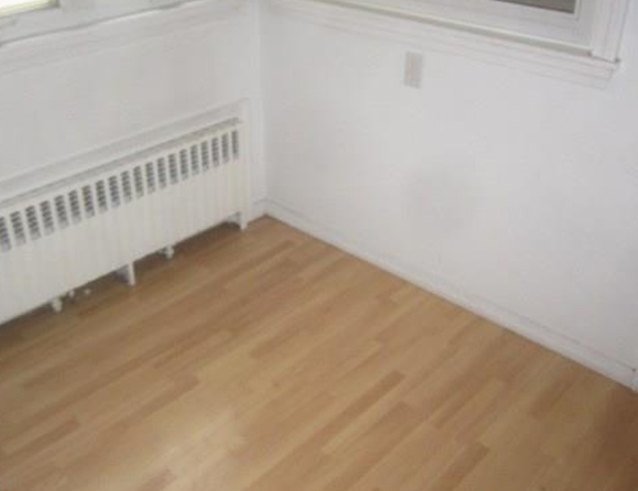 Park Ave, Bloomfield, CT 06002, Foreclosure 129,900 3BD / 2BH