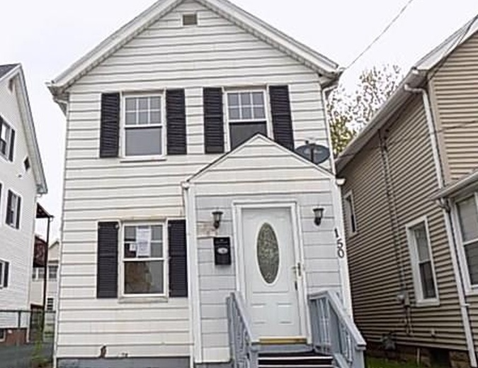 Brown St, Hartford, CT 06114, Foreclosure 106,000 3BD / 1.5BH