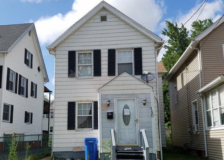 Brown St, Hartford, CT 06114, Foreclosure 106,000 3BD / 1.5BH