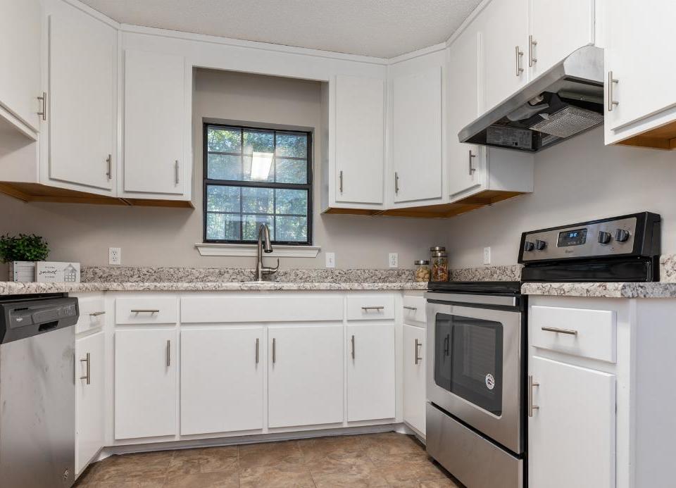 Woodville Rd, Milton, FL 32583, Foreclosure 195,000 3BD / 2BH