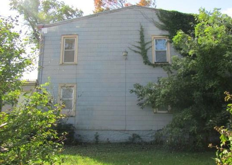 Windsor Hwy, New Windsor, NY 12553, Foreclosure 95,000 3BD / 1BH Foreclosure Listing